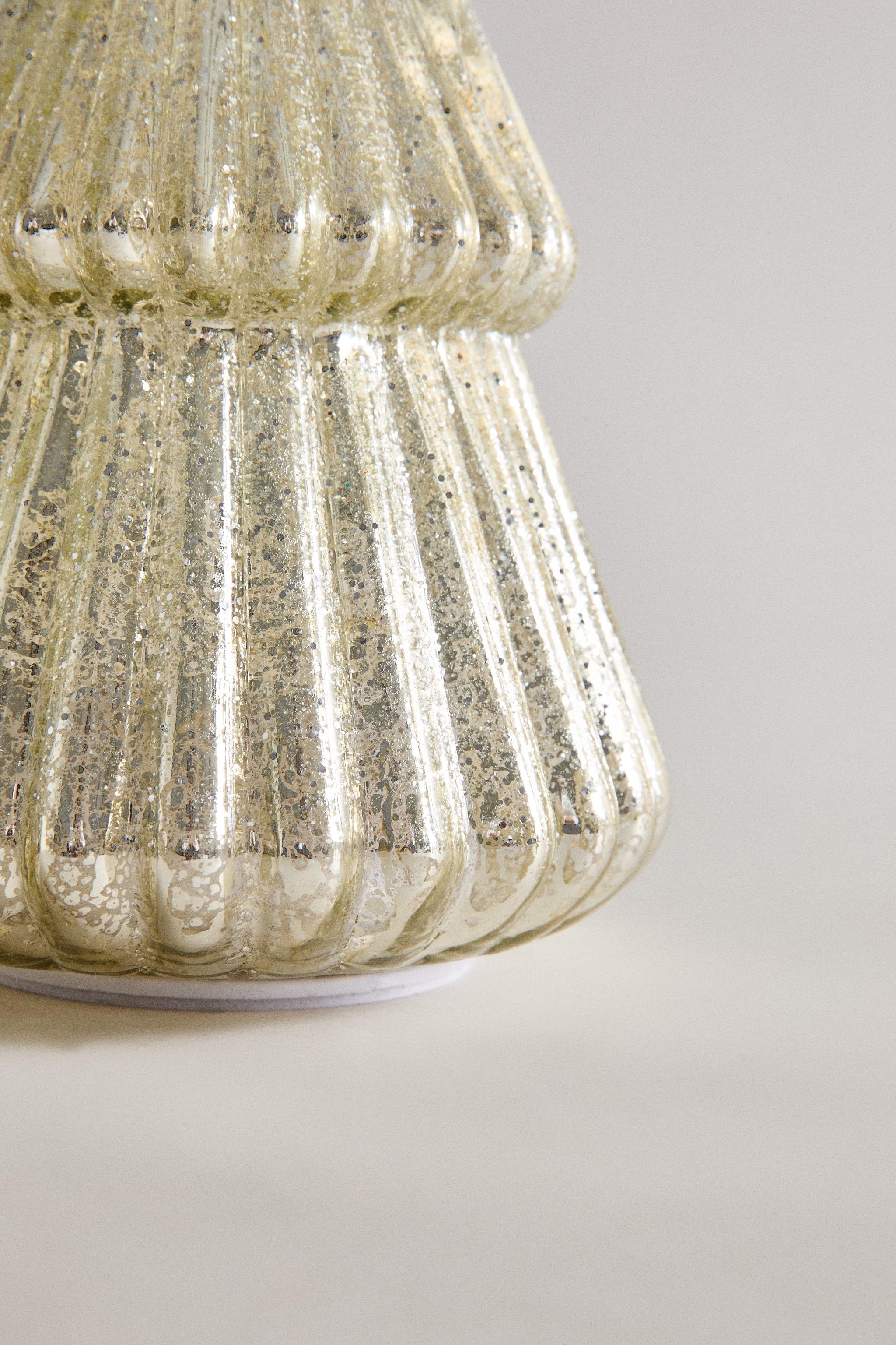 SMALL CHRISTMAS TREE ORNAMENT WITH LIGHT AND MOVEMENT