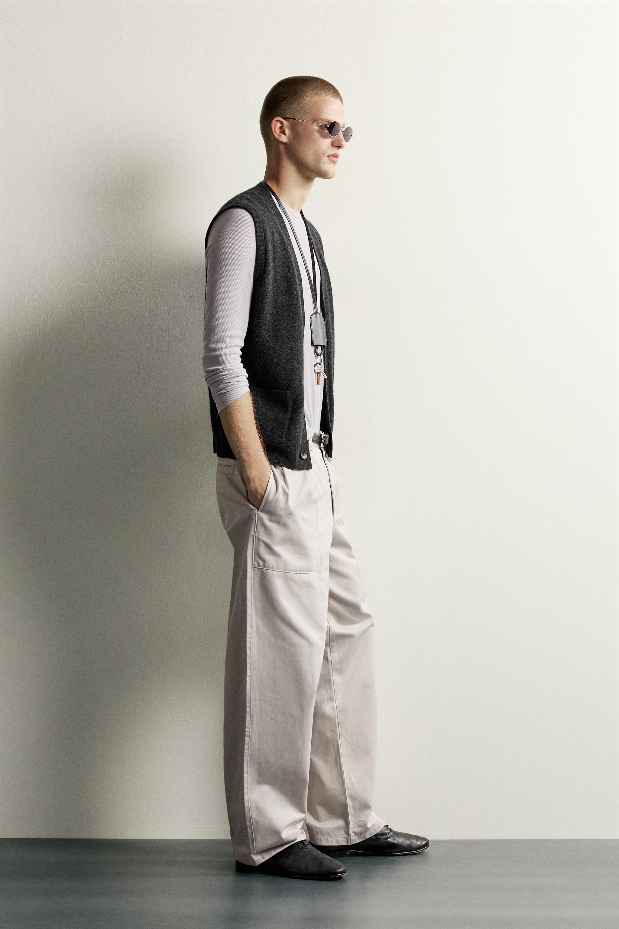 100% WOOL KNIT VEST
