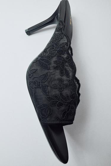 EMBROIDERED HEELED SANDALS — Black 1