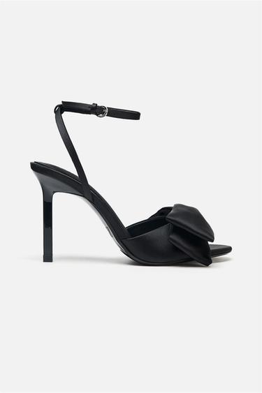 SANDALIA LAZO - Negro de Zara