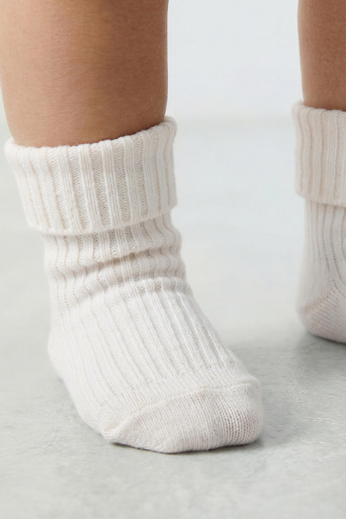 FOUR-PACK OF SOCKS VARIOUS COLORS
