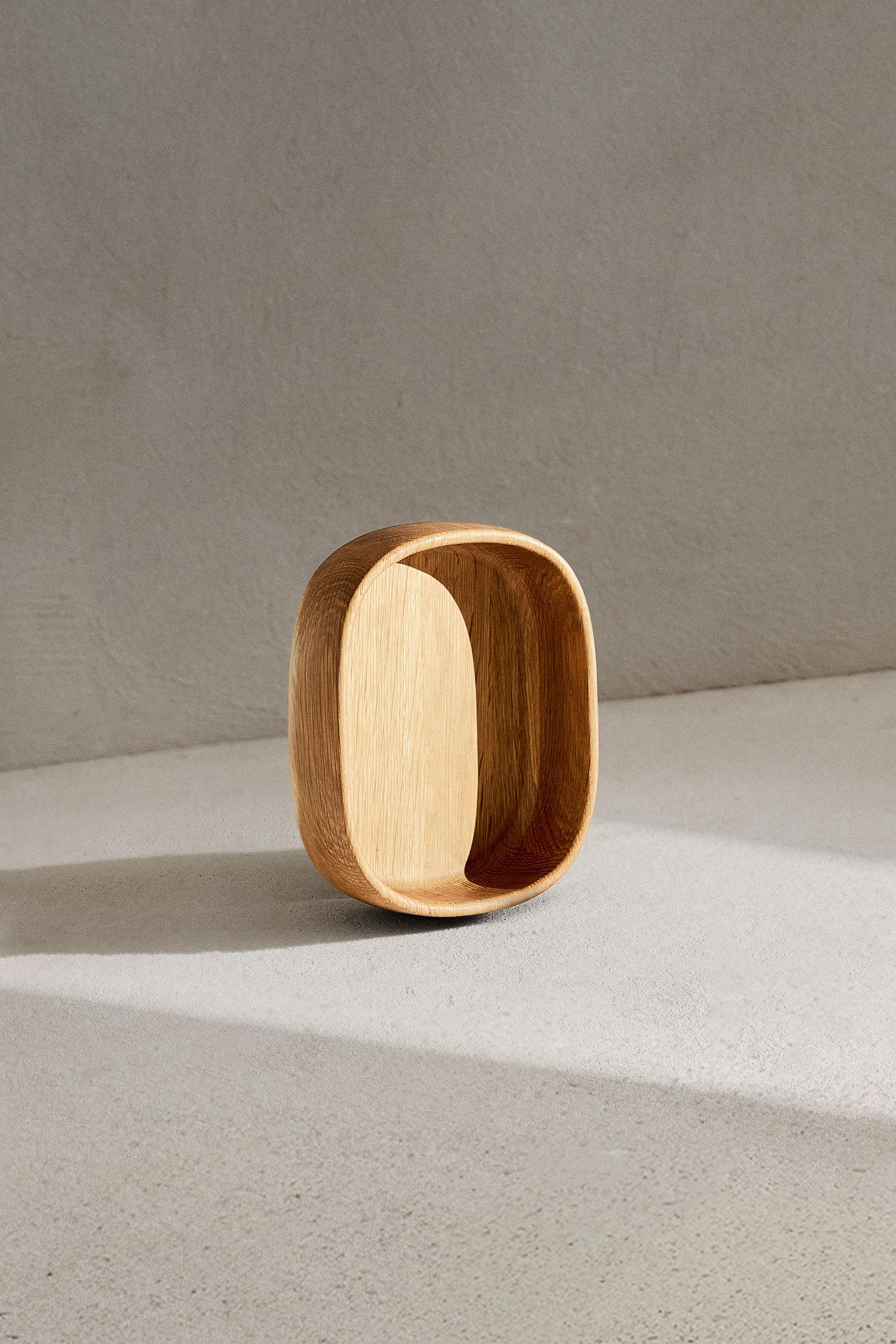 WOODEN MULTIFUNCTIONAL TRAY