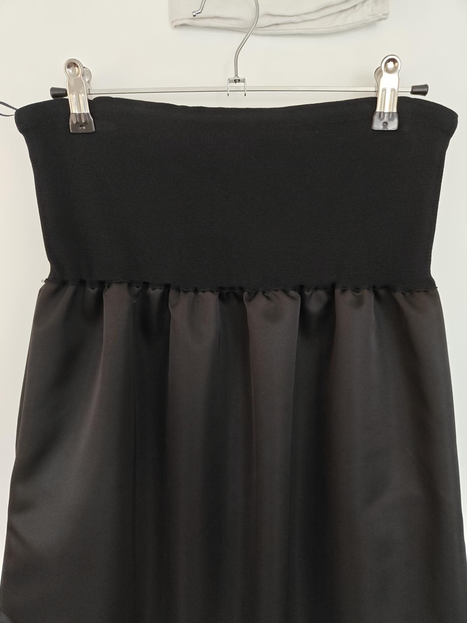 STRAIGHT FIT CONTRAST KNIT DRESS