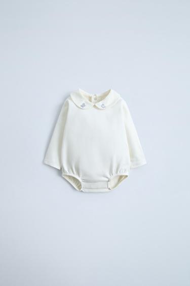 BODY CUELLO BORDADO - Blanco roto de Zara