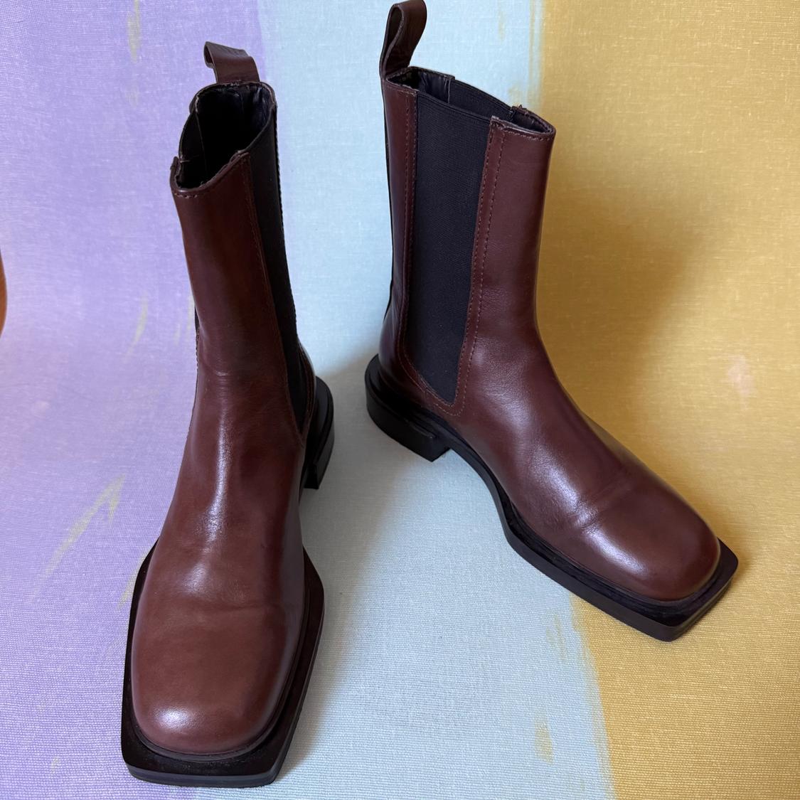 LEATHER CHELSEA BOOTS - Image 3