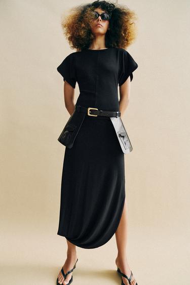 CAMISETA MANGA ABULLONADA - Negro de Zara