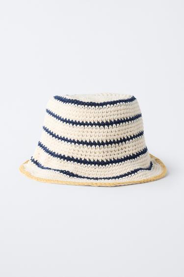 BONNET CROCHET RÉVERSIBLE - Écru de Zara