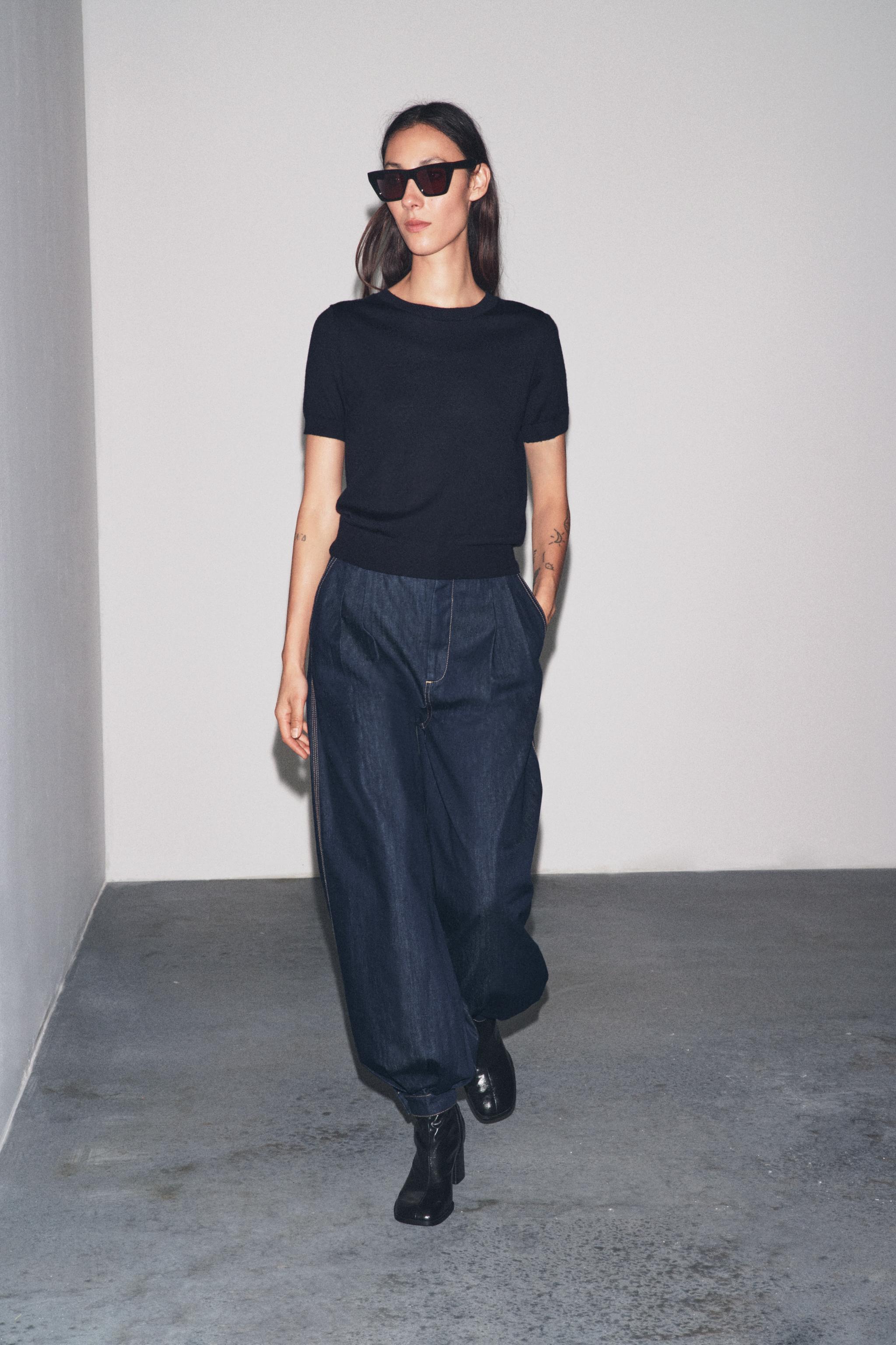 新品未使用　ZARA クルーネックショートジャケット ZARA】クルーネックショートジャケット 3046/020 (ZARA
