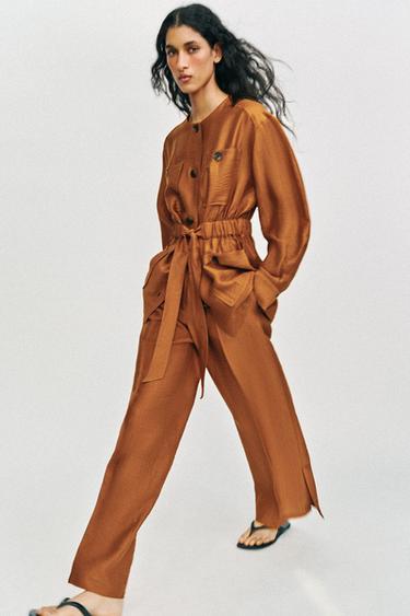 ЛЕЛЕАВИ ПАНТАЛОНИ ОД МЕШАН ЛЕН СО СТРАНИЧНИ ОТВОРИ - Кари од Zara