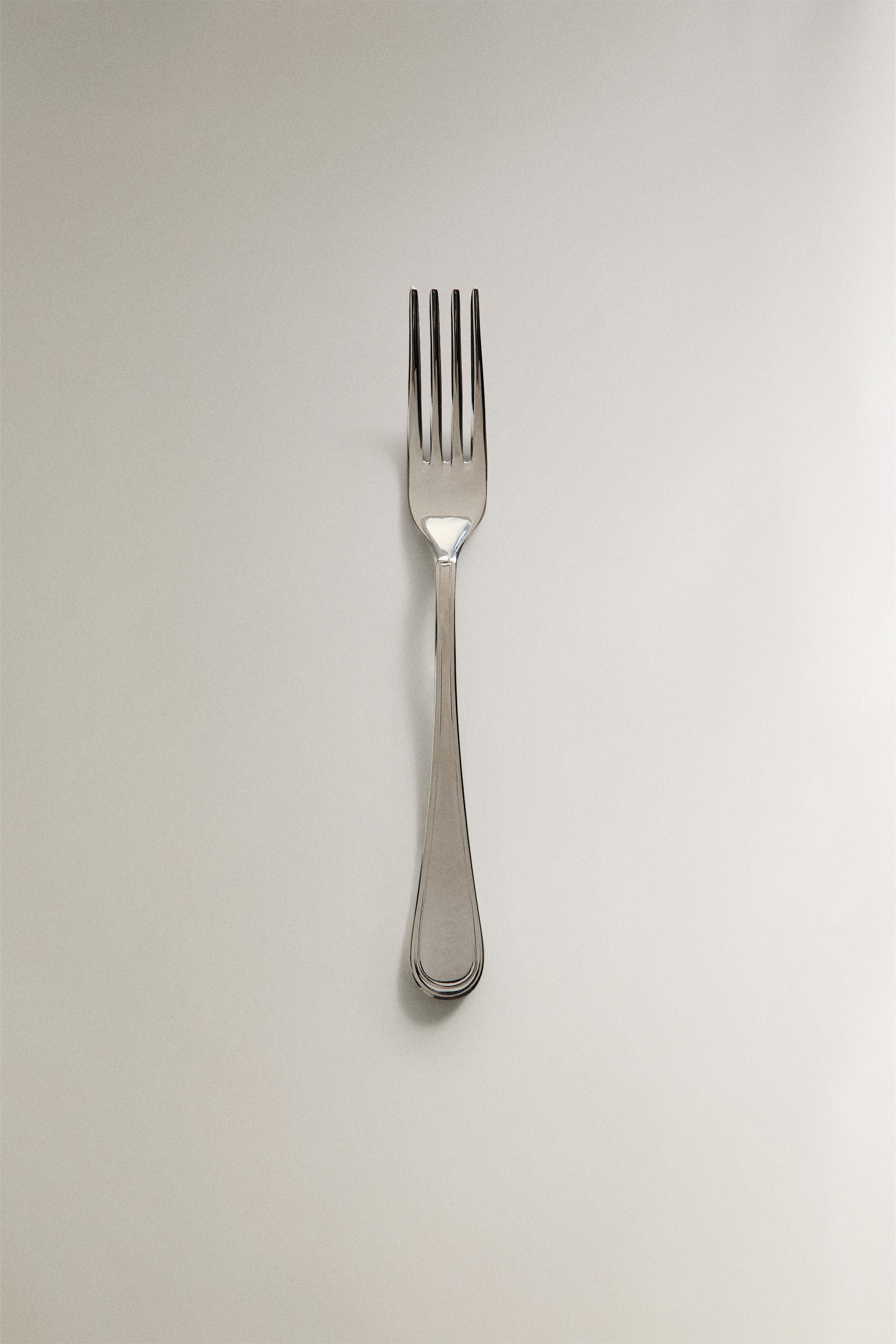 SHINY STEEL DESSERT FORK