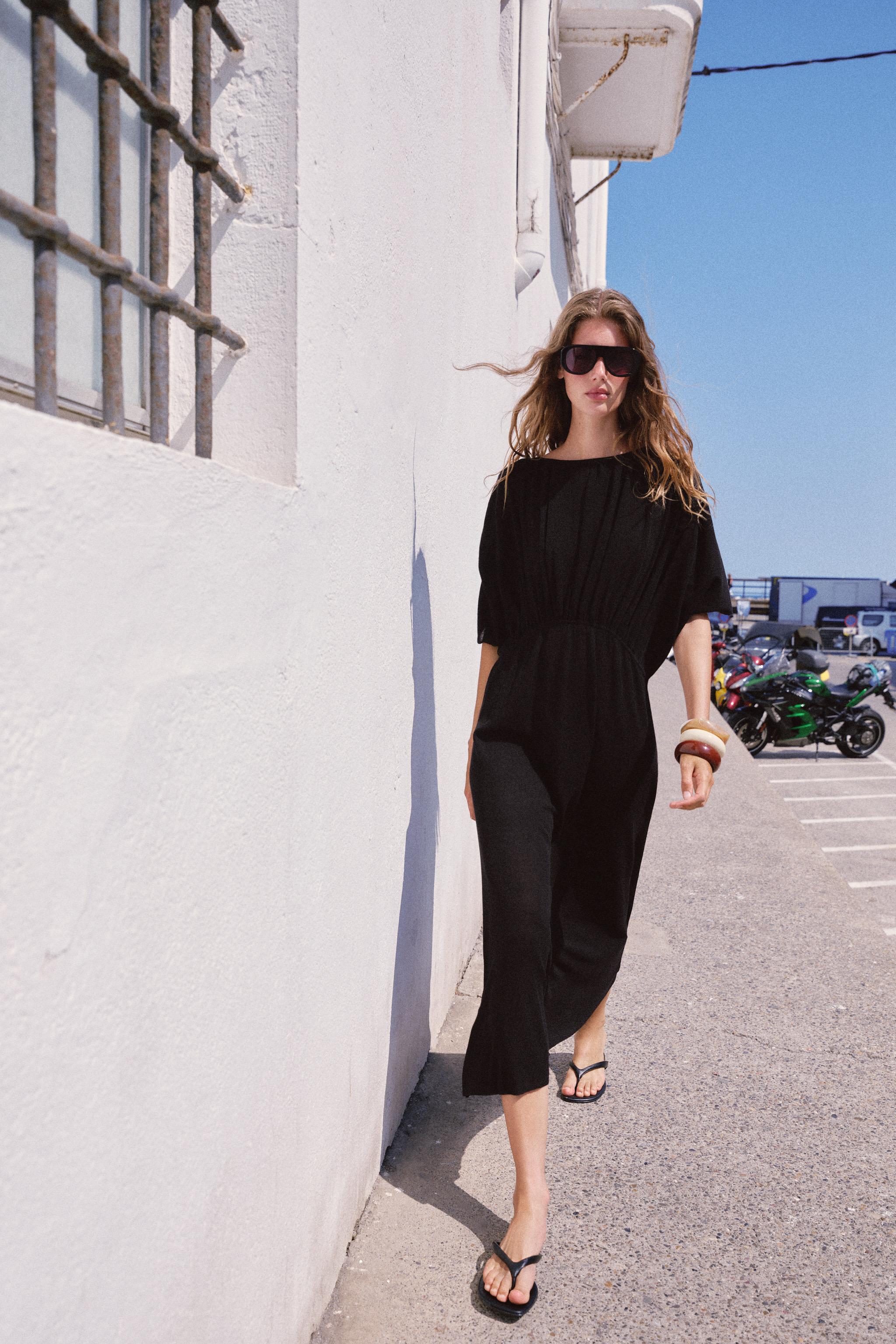 LONG KNIT DRESS WITH RUCHED WAIST