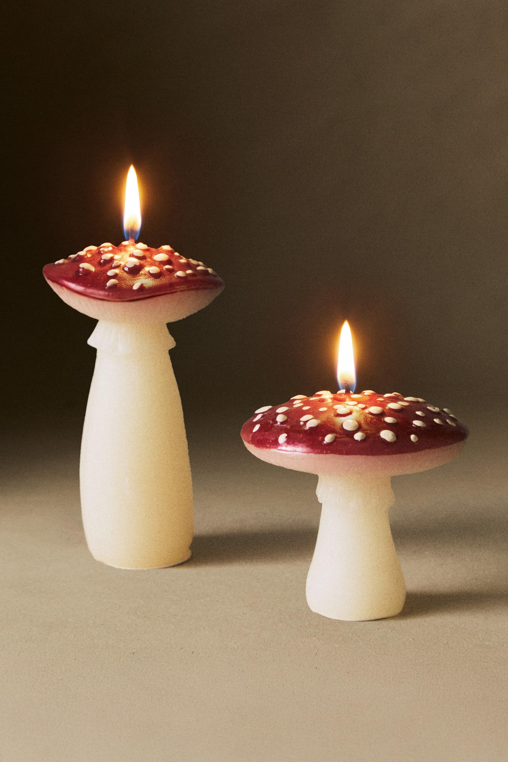 BOUGIE DÉCORATIVE CHAMPIGNON DE NOËL