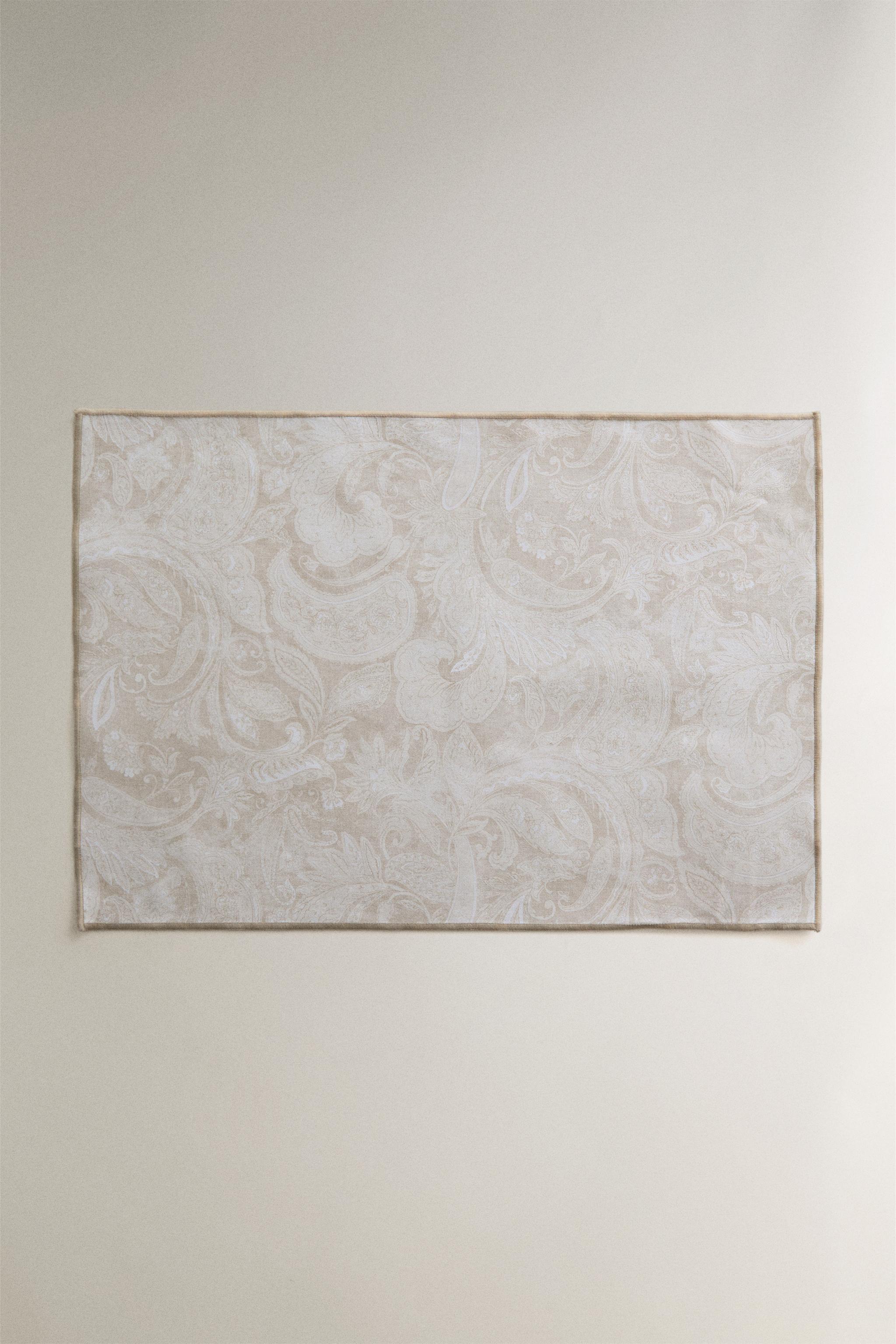 PAISLEY PRINT RESIN-COATED PLACEMAT