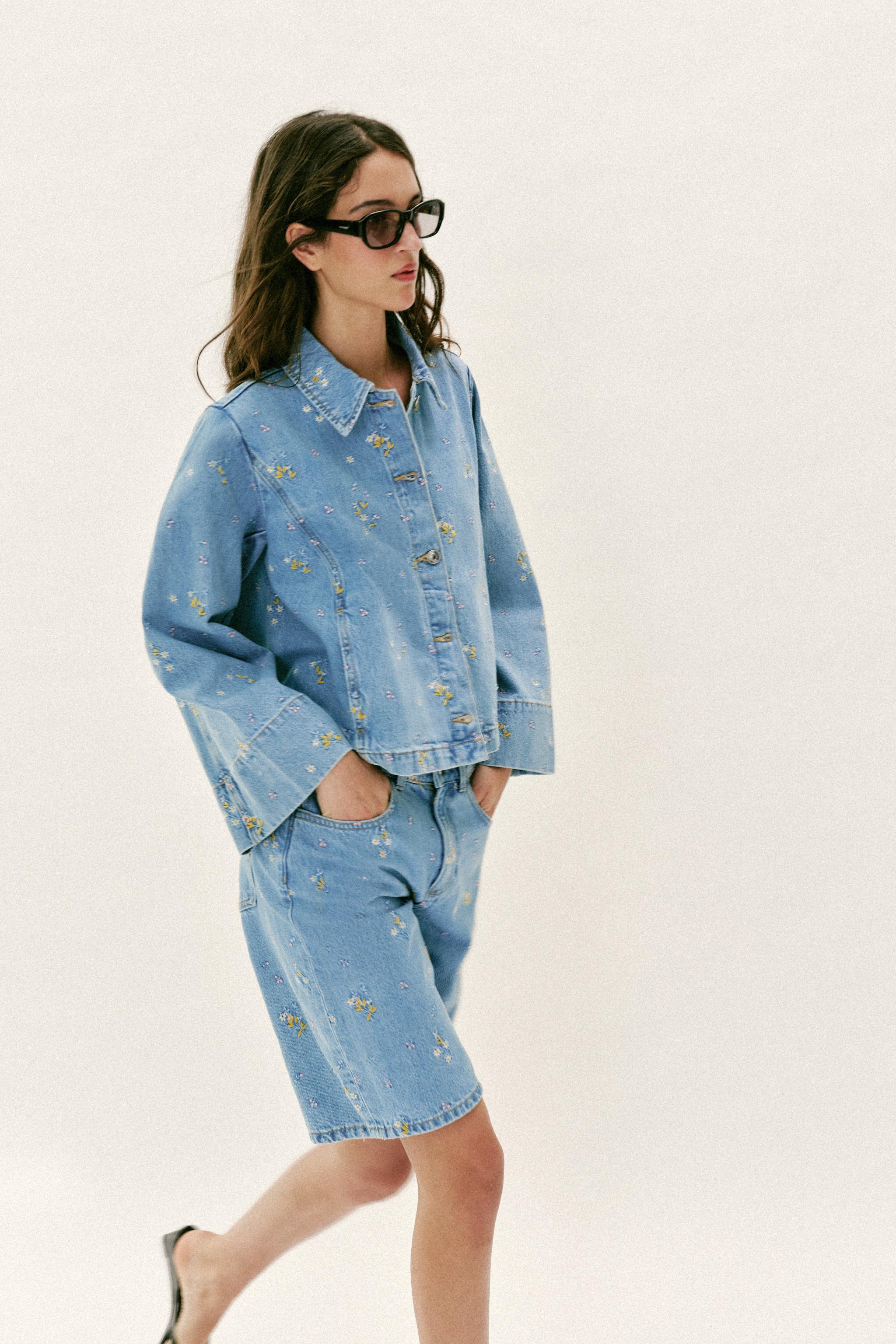 Z1975 EMBROIDERED FLORAL DENIM SHORTS SET