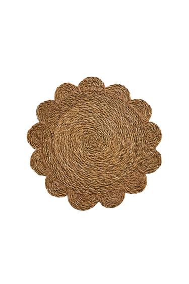 ПОДЛОЖКА ЗА ХРАНЕНЕ ОТ РАТАН С ФОРМА НА ЦВЕТЕ - Светлобежов от Zara