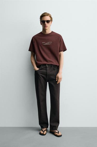 T-SHIRT RELAXED FIT COM GRÁFICO XADREZ - Borgonha da Zara - Imagem 0