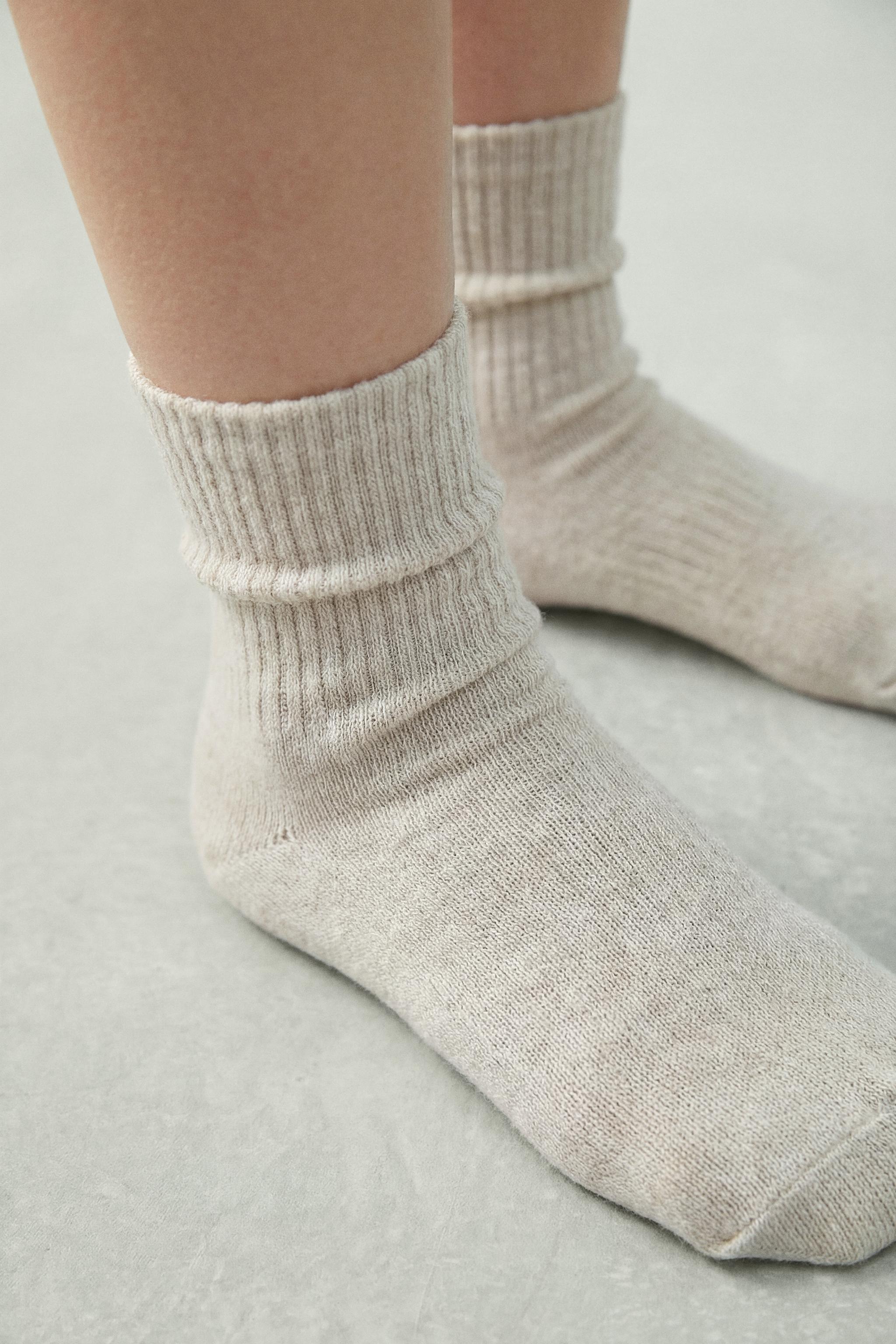 LOT DE DEUX CHAUSSETTES MI-HAUTES