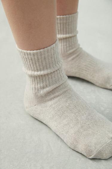 LOT DE DEUX CHAUSSETTES MI-HAUTES - Marron clair de Zara - Image 4