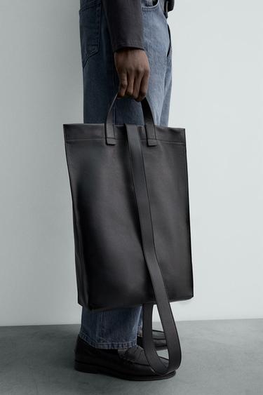 MOCHILA PIEL - Negro de Zara - Imagen 0