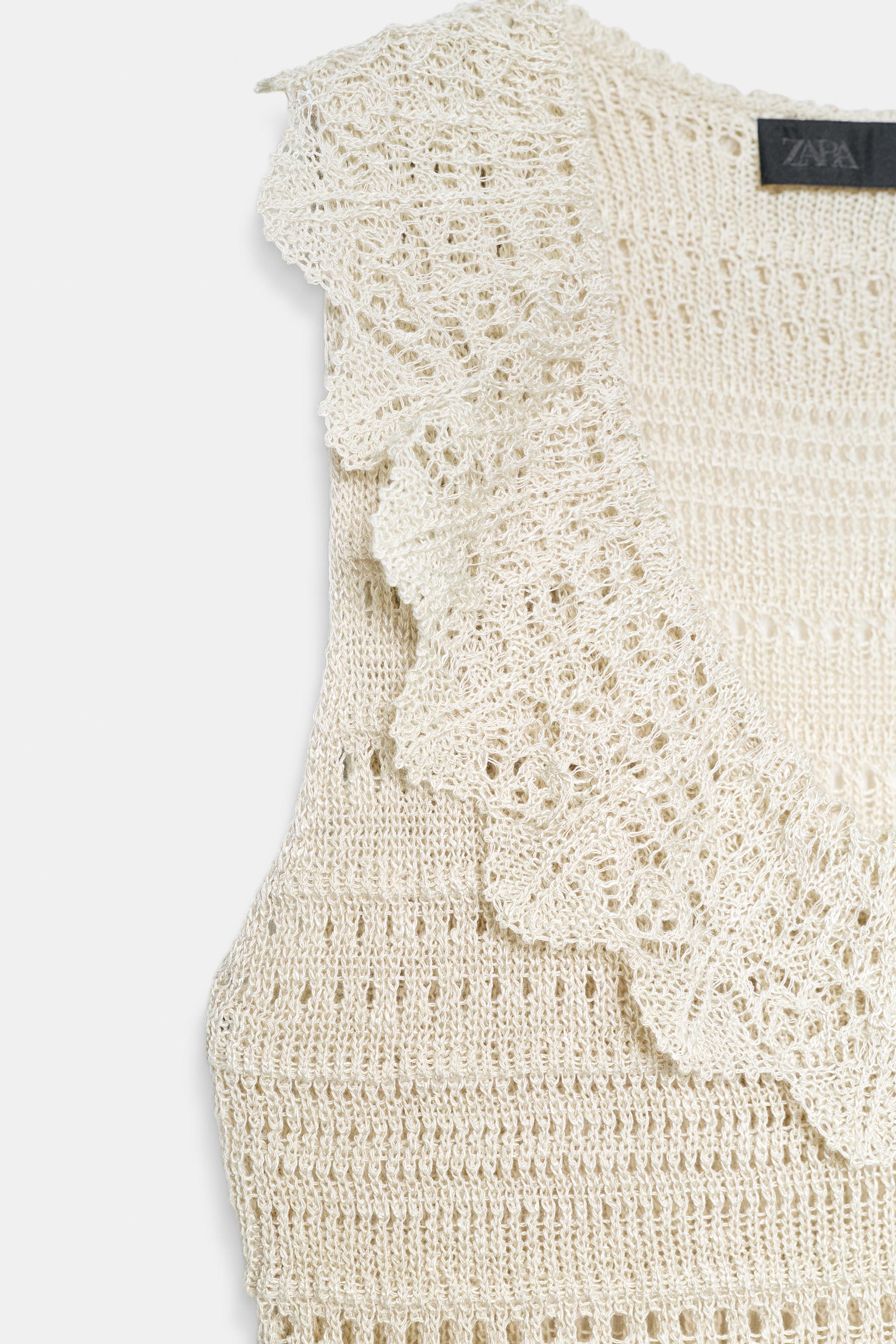 POINTELLE RUFFLE TOP