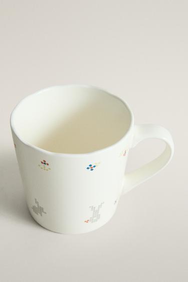 CHILDREN'S PORCELAIN MUG WITH RABBITS — Multicoloured 2