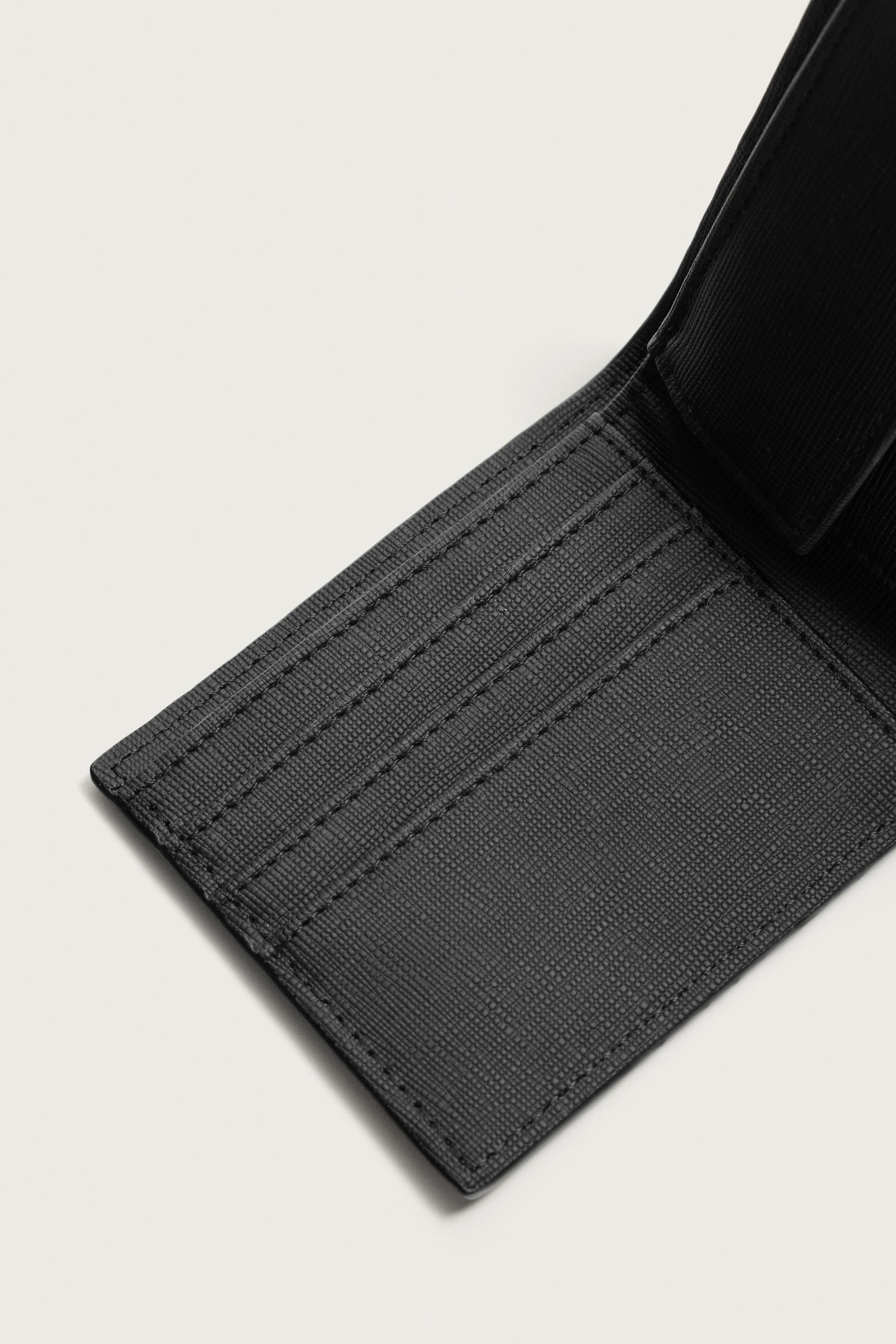 TEXTURED WALLET