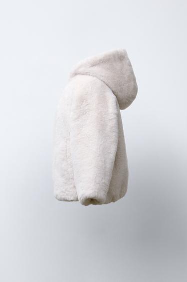 VESTE À CAPUCHE EFFET FOURRURE - Écru de Zara - Image 2