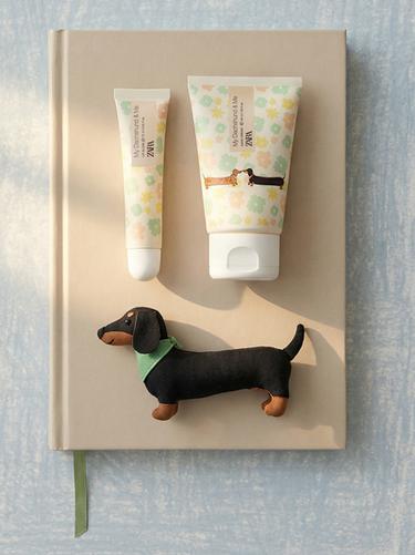 MY DACHSHUND & ME HAND CREAM & LIP GLOSS (40 + 10 ML) (1.35 oz + 0.34 oz) - TINTED LEATHER by Zara