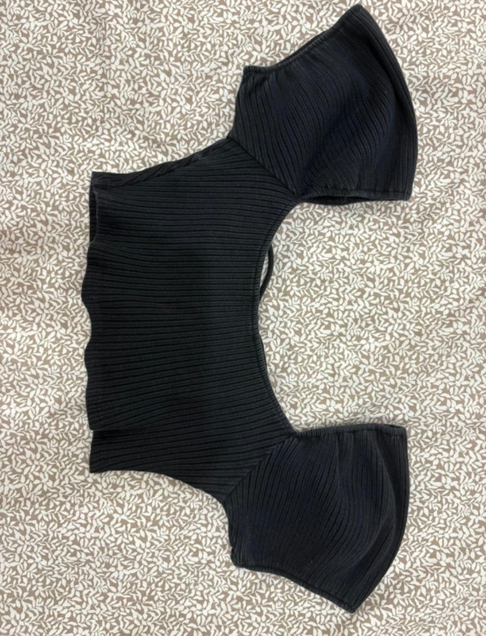 GATHERED CROP TOP - Image 2