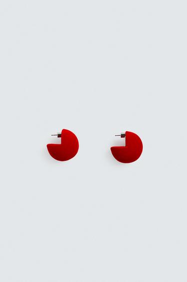BOUCLES D'OREILLES OVERSIZE VELOURS HARRY LAMBERT FOR ZARA X DISNEY - Rouge de Zara - Image 1
