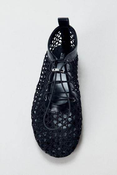 MESH FLAT SHOES - Black by Zara
