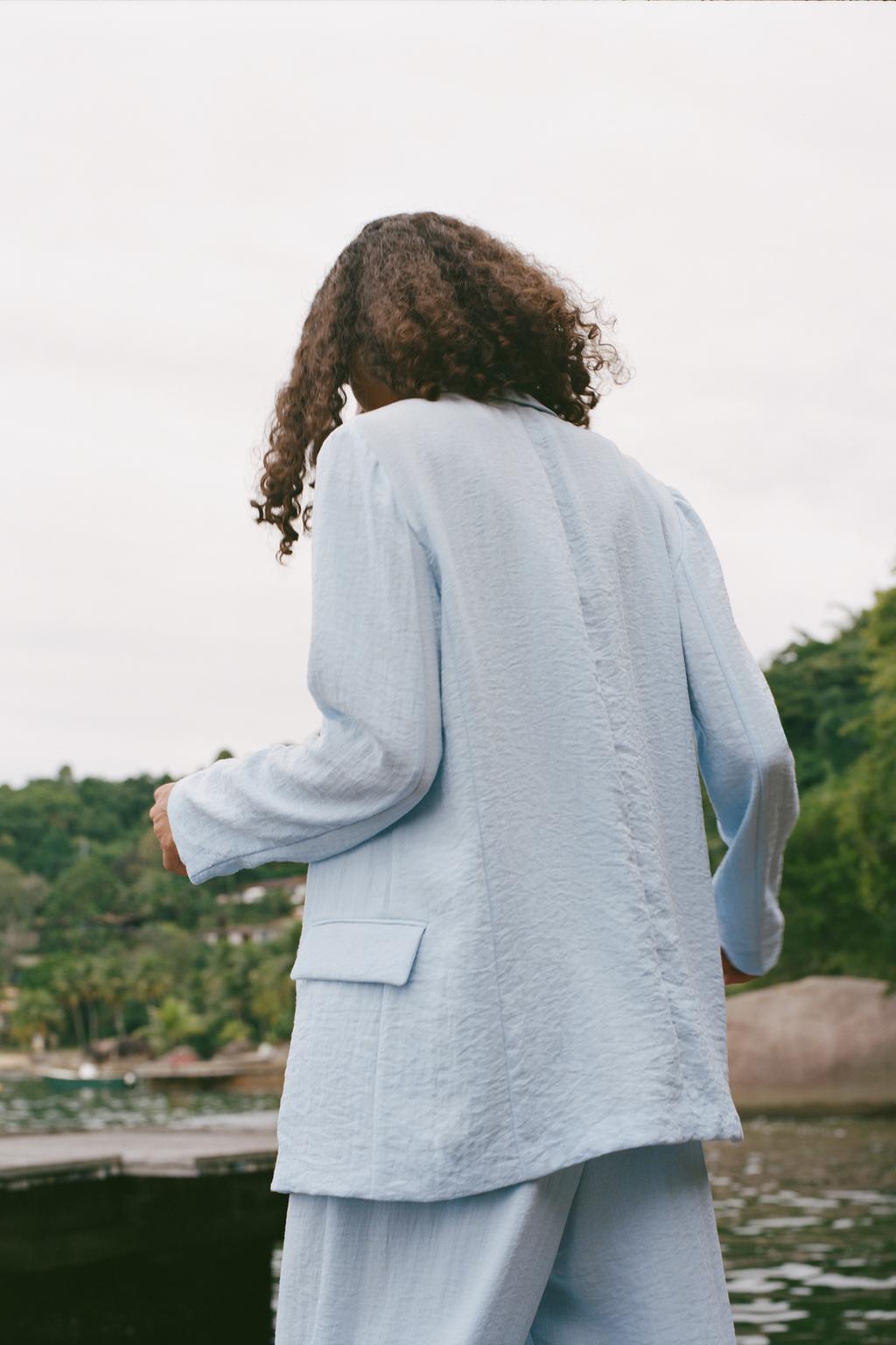 OPEN WRINKLE-EFFECT BLAZER