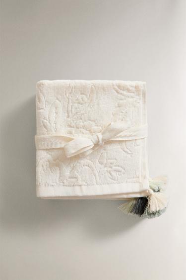 PACK OF HAND TOWELS WITH TASSELS (PACK OF 3) - Mid-ecru by Zara - Image 0