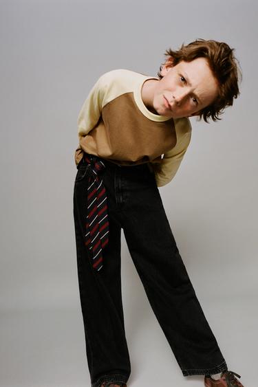 ג'ינס דנים בגזרת BAGGY RELAXED - שחור של Zara