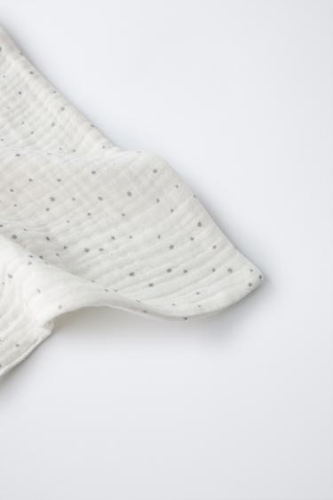 DOUDOU À TEXTURE ÉTOILES - Écru de Zara - Image 3