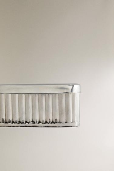 BOÎTE EN ACIER INOXYDABLE - Argent de Zara - Image 3