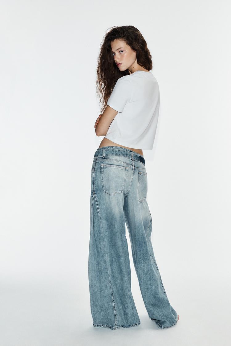 Jeans de cintura media con pliegues y cinturón TRF 6