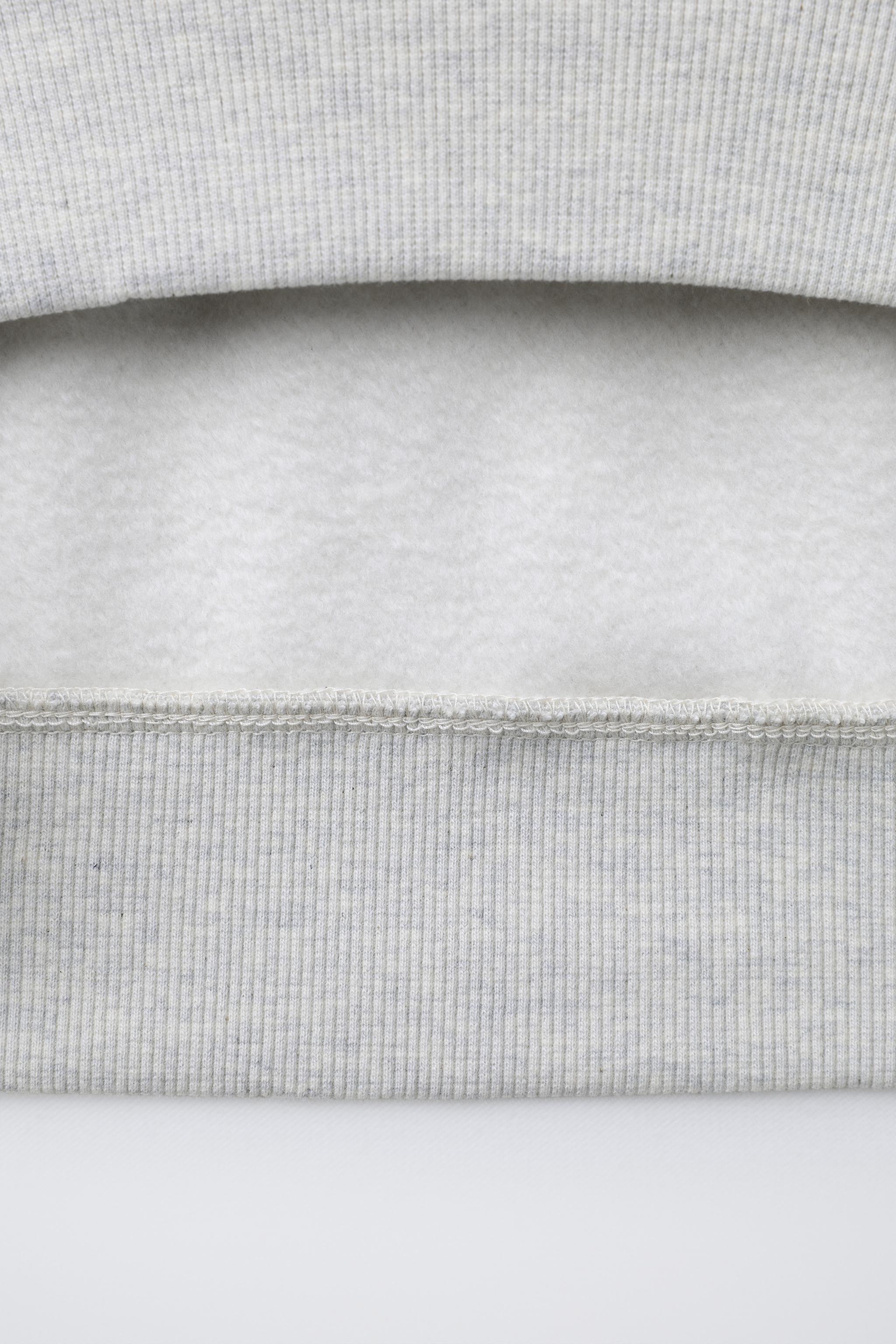 EMBROIDERED SWEATSHIRT AND JOGGER PANTS SET