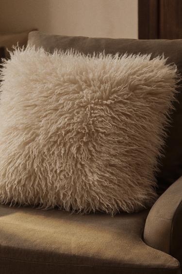 FUNDA COJÍN PELO - Crudo de Zara