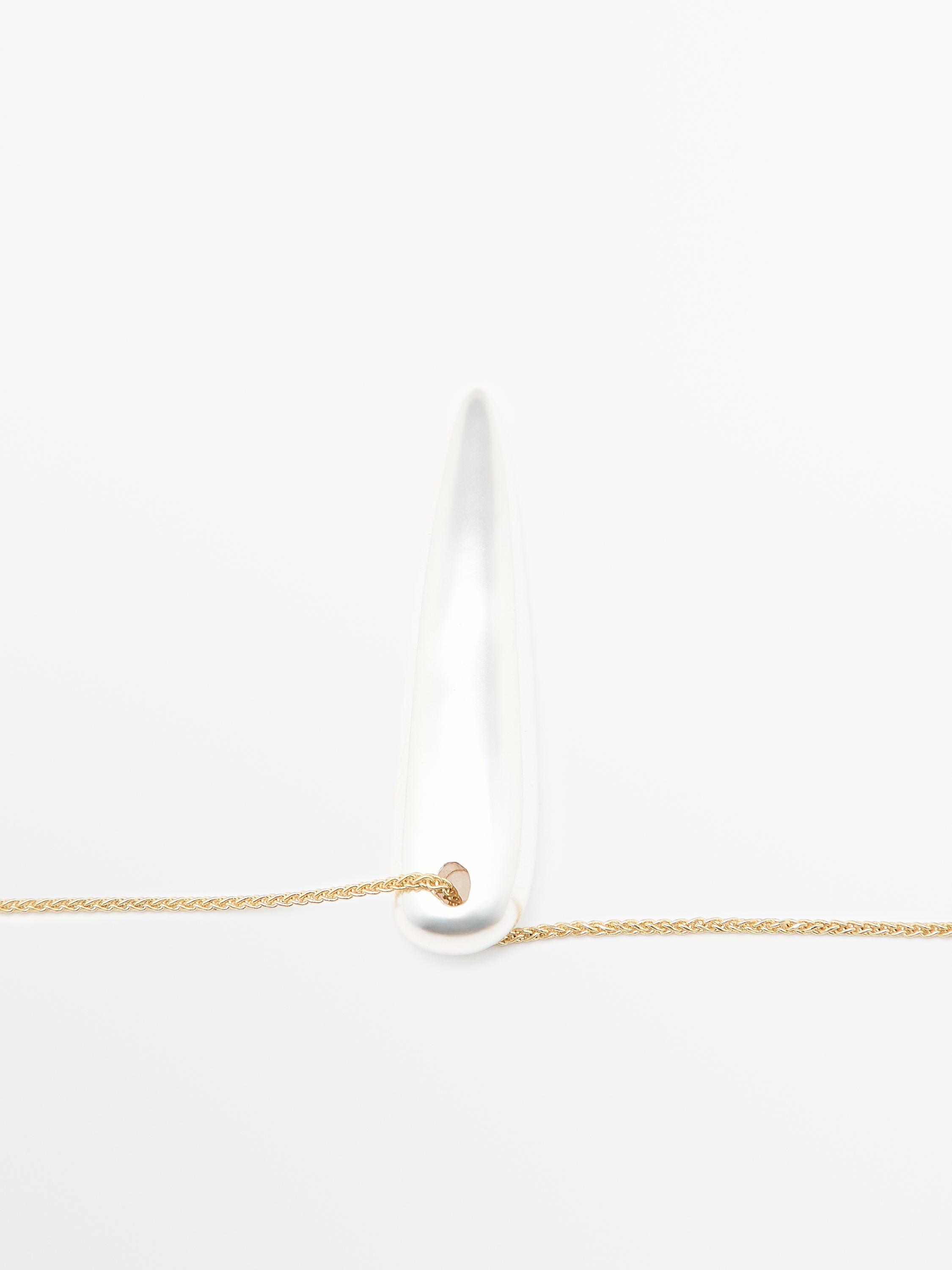 Pendulum pendant