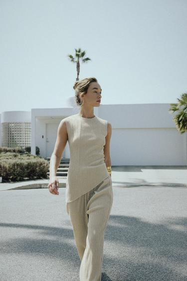 ASYMMETRIC TEXTURED TOP - Sea green by Zara