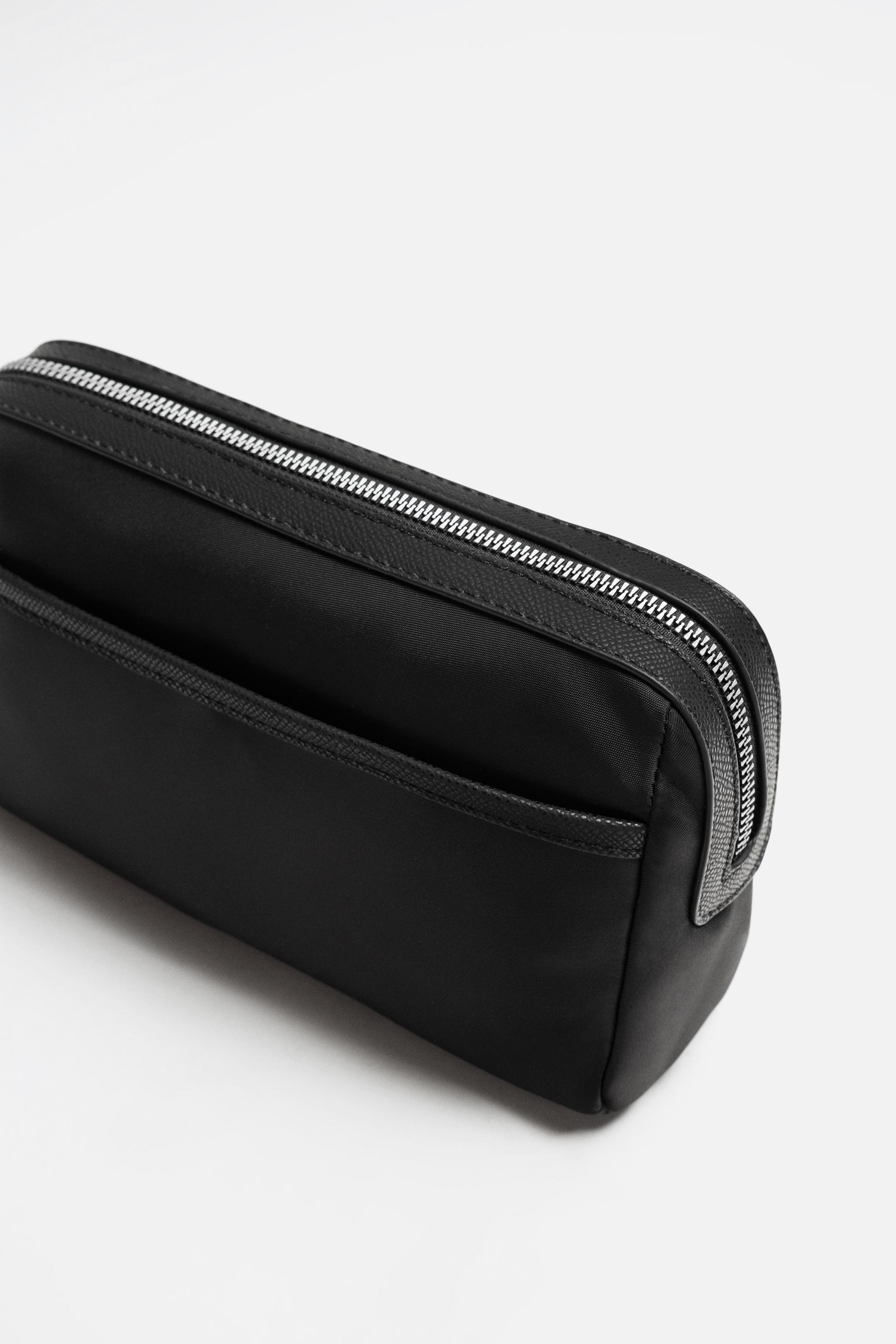 TROUSSE DE TOILETTE EN NYLON