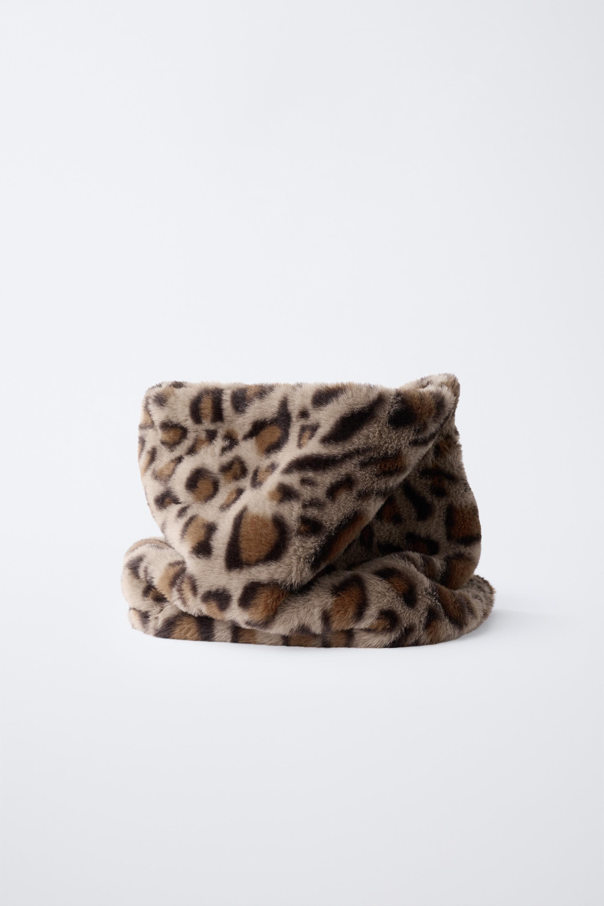 COL EFFET FOURRURE ANIMAL PRINT