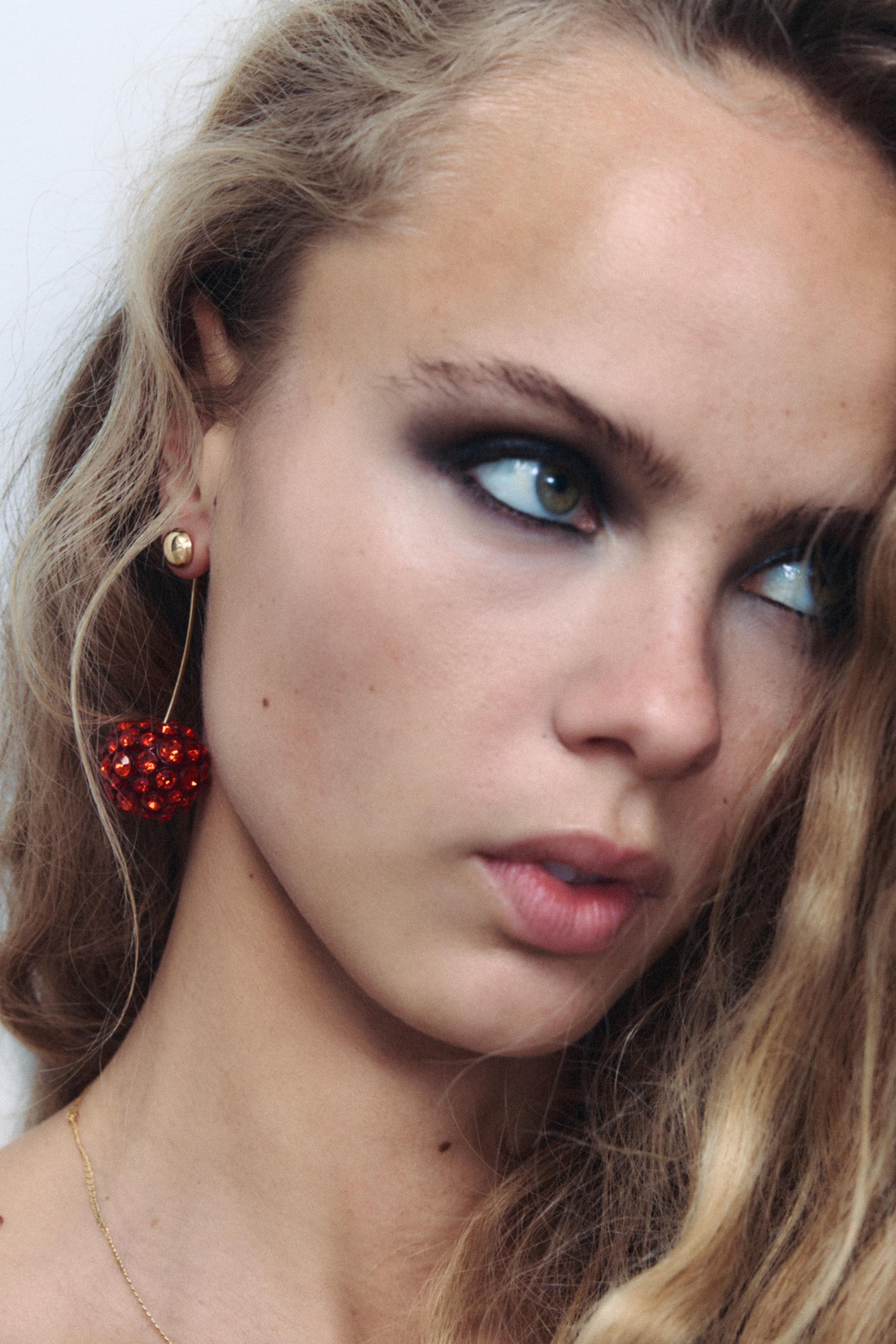 Cherry earrings zara discount