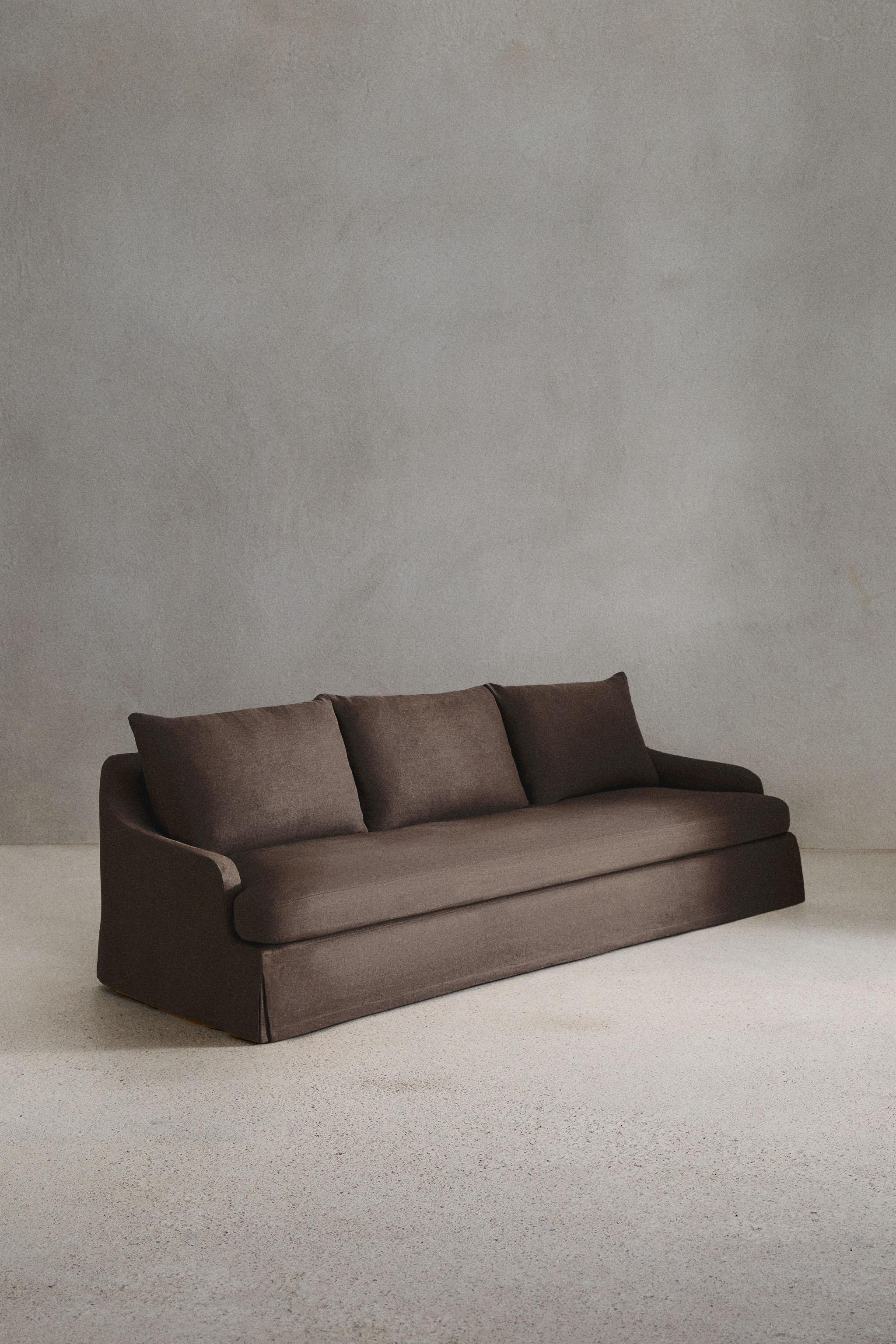 COUCH 01 — Eggplant