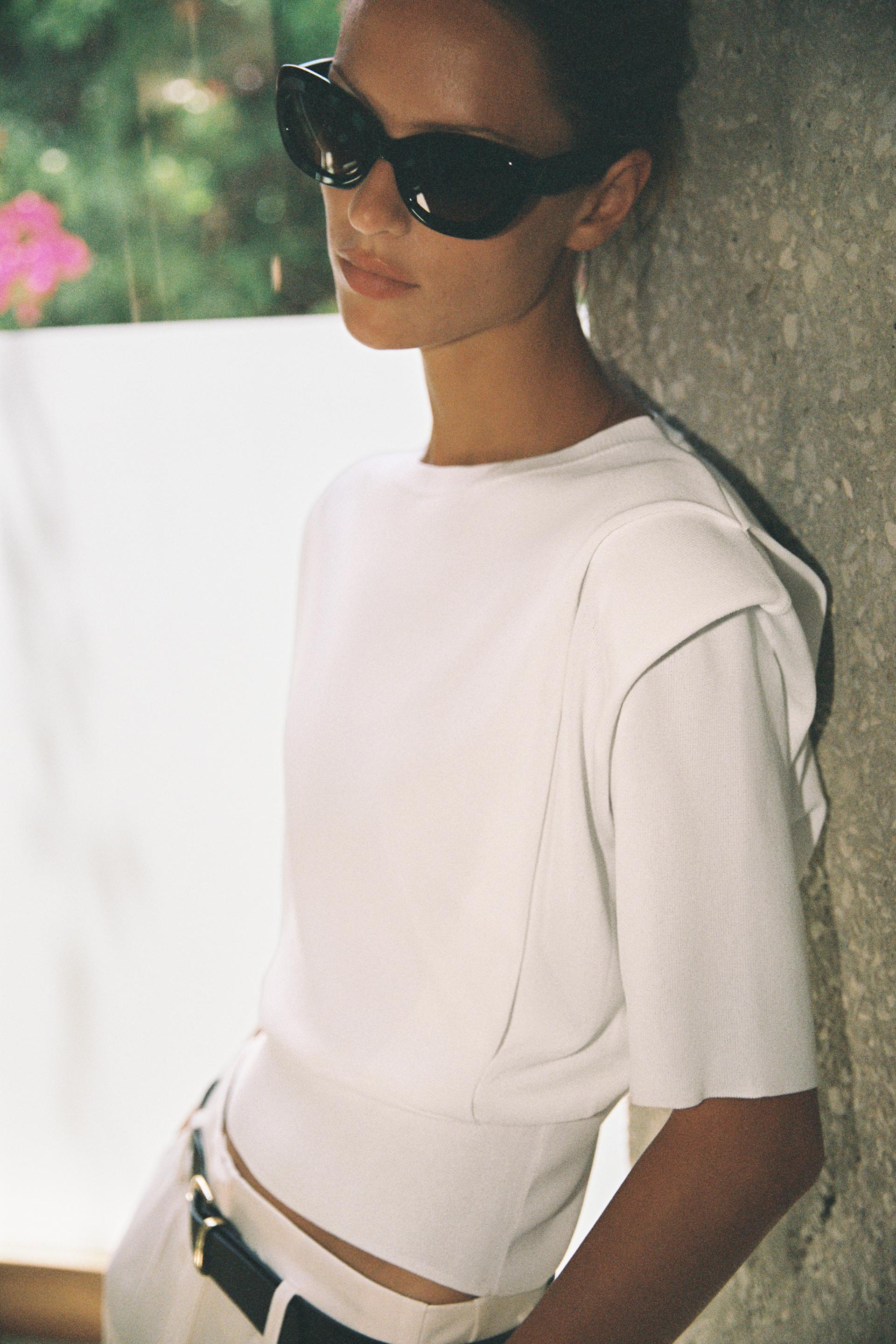 SHOULDER PAD KNIT TOP thumbnail 3