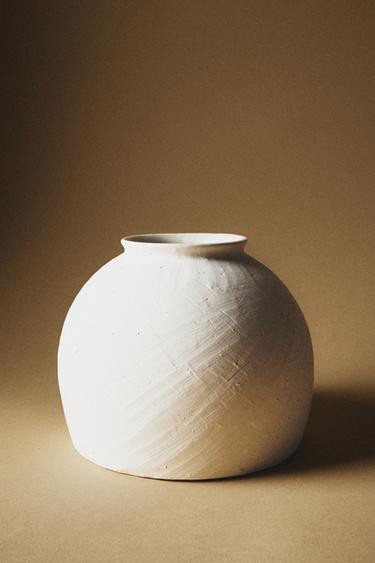 Zara ROUND CERAMIC VASE - White