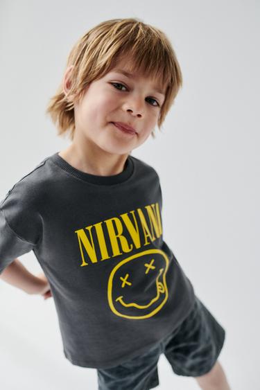 CAMISETA ESTAMPADO NIRVANA ® - Gris antracita de Zara