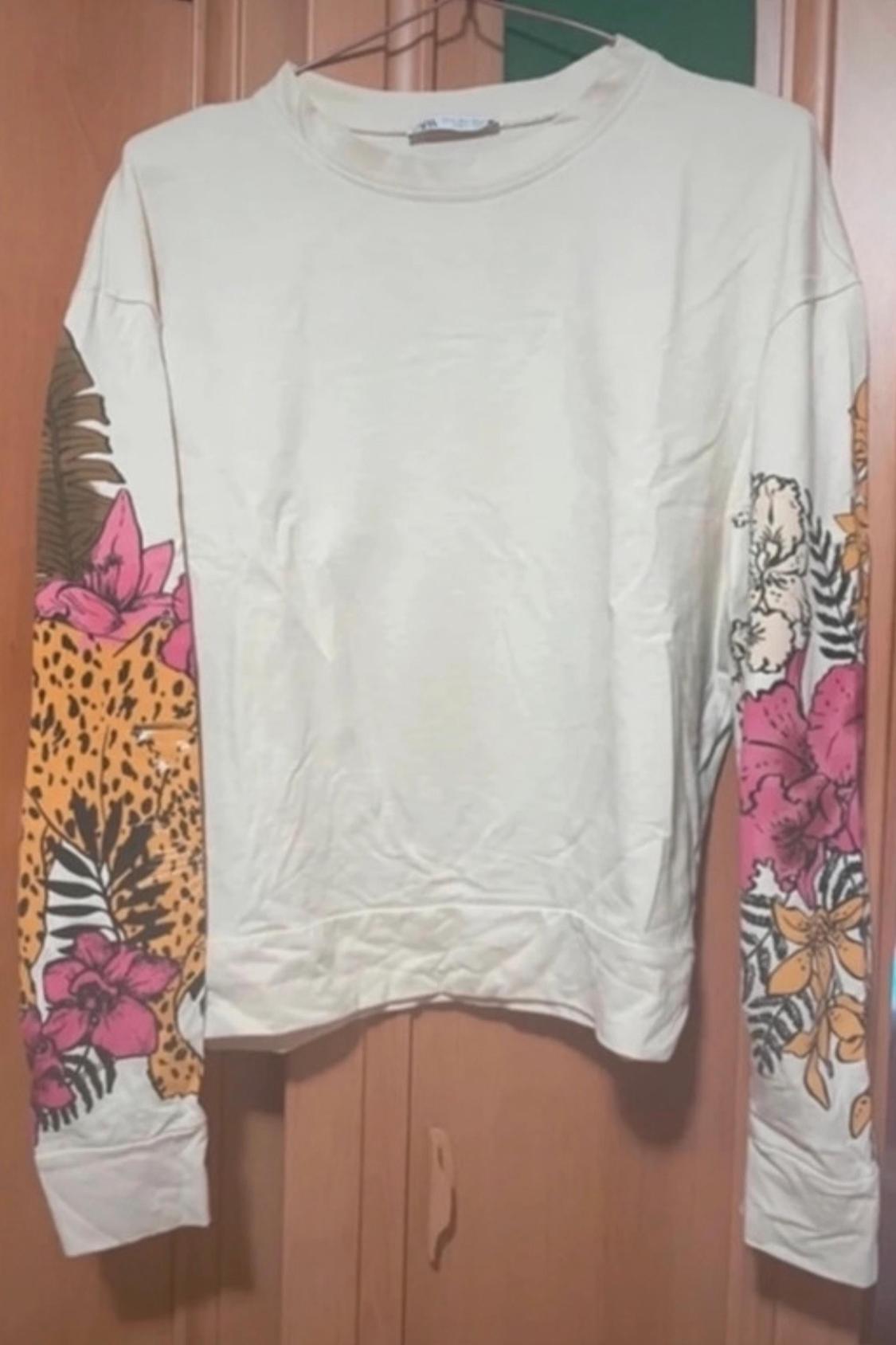 SWEATSHIRT WITH RUBBERISED SLEEVES