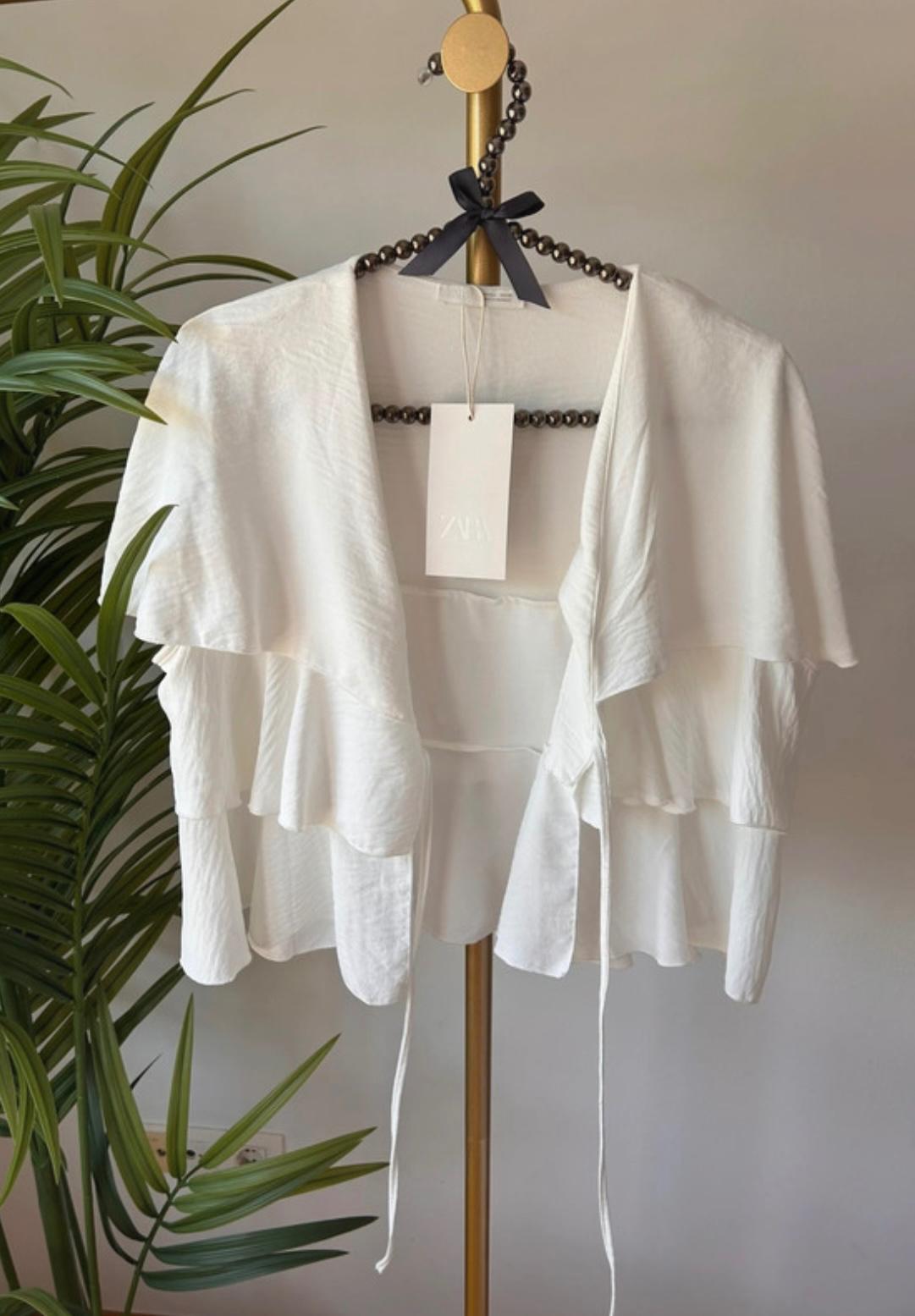 RUFFLED CAPE TOP - Image 3